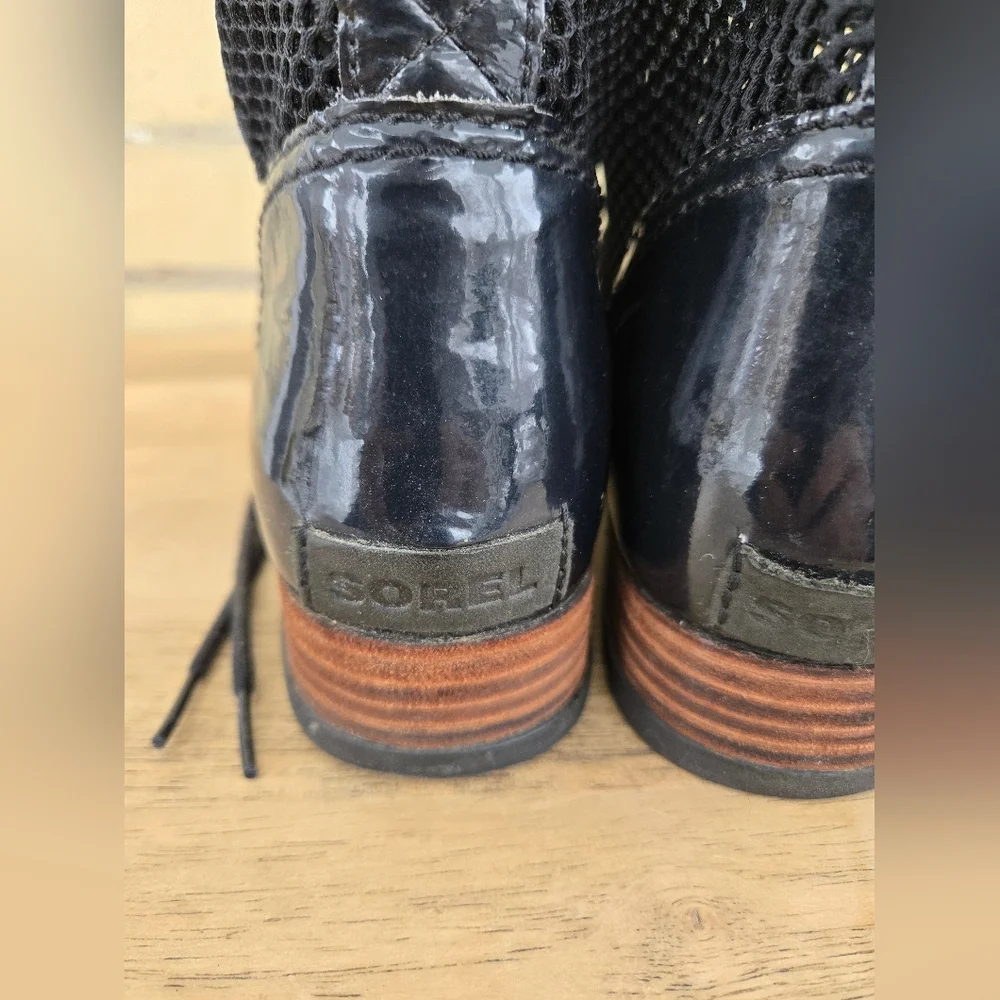 Sorel Major Lace-up Shot Boots - Picture 5 of 9